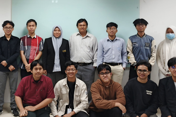Expert Talk bertajuk : Unlock Your Potential with Python!